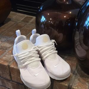 Nike Kids Cream Sneakers